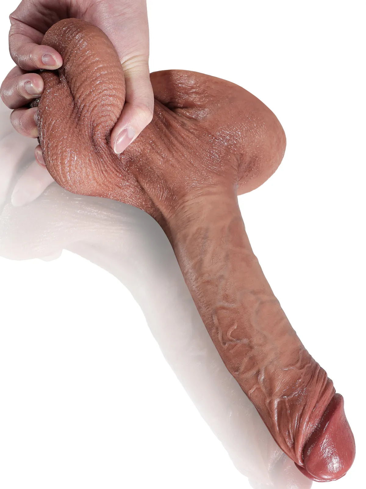 Jozef - Lange Realistische Dildo met Bewegende Testikels - 24,5 cm